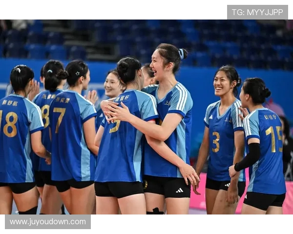 成都排球队荣登排球速度排行榜第一名展现卓越实力与团队合作精神